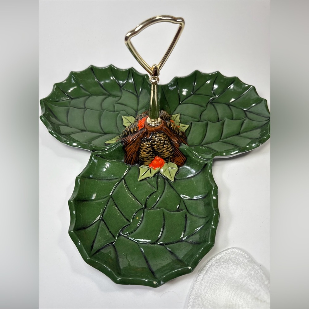Holly Leaf Design Green Serveware Tray 3 compartment holiday Christmas dish